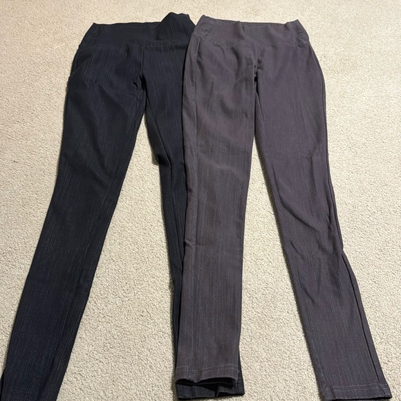 2 pairs of Jeggings!!! - Picture 1 of 5